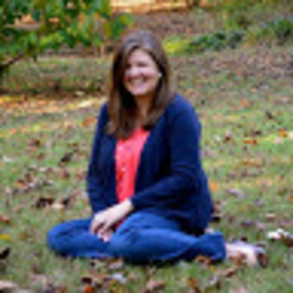 Meet your Posher, Kristen - Picture 1 of 1